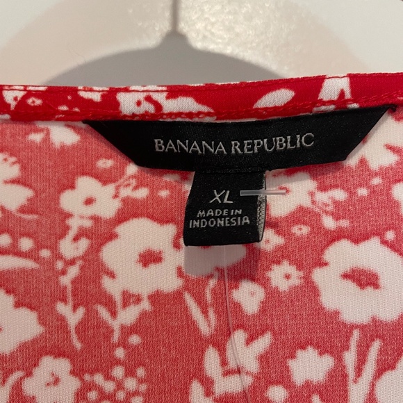 Banana Republic wrap dress - Picture 3 of 8